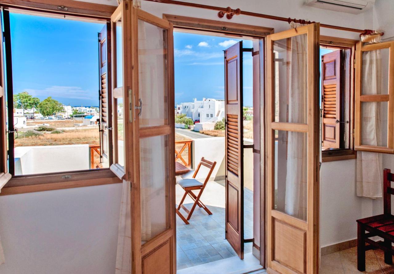 Almyra Villa Περίσσα Εξωτερικό φωτογραφία