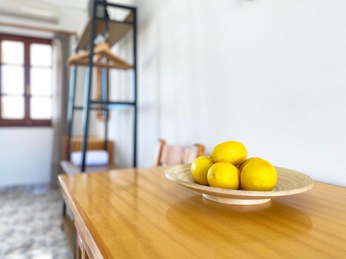 Almyra Villa Περίσσα Εξωτερικό φωτογραφία