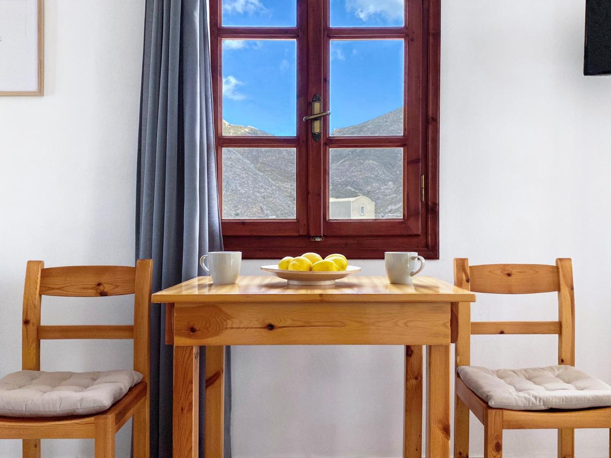 Almyra Villa Περίσσα Δωμάτιο φωτογραφία