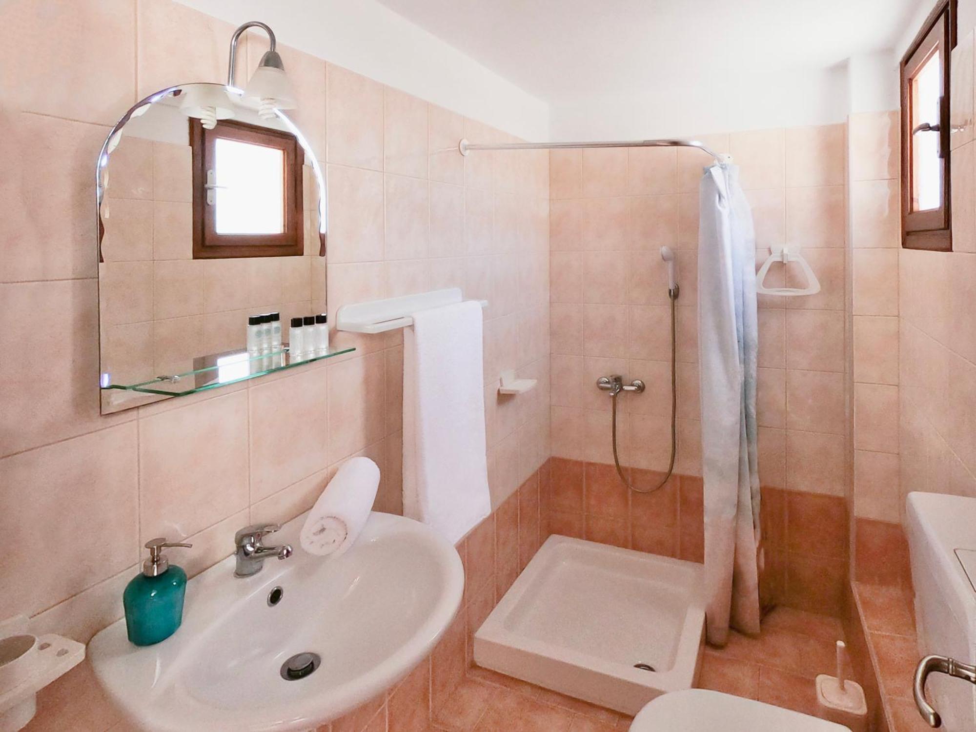 Almyra Villa Περίσσα Εξωτερικό φωτογραφία