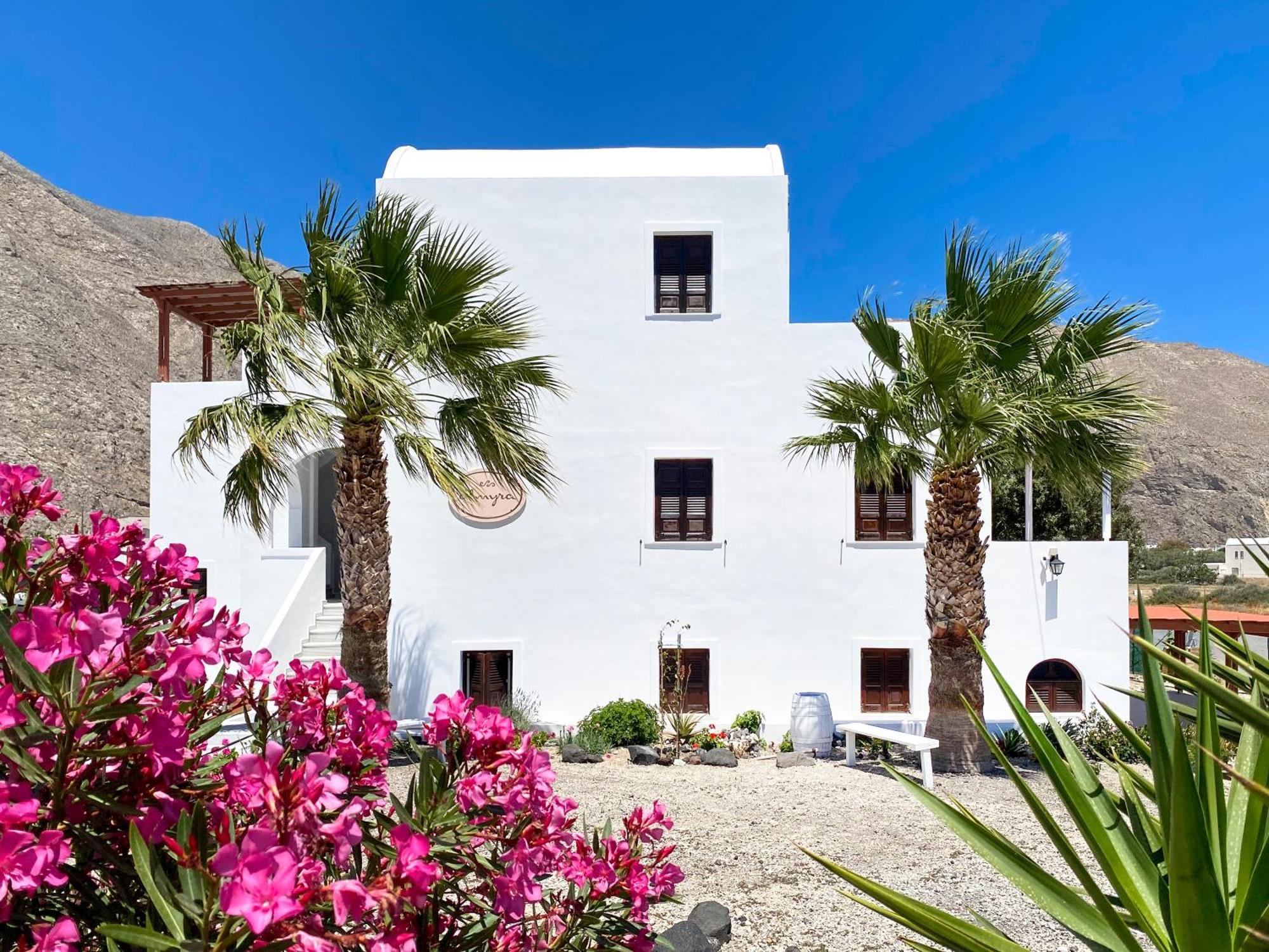 Almyra Villa Περίσσα Εξωτερικό φωτογραφία